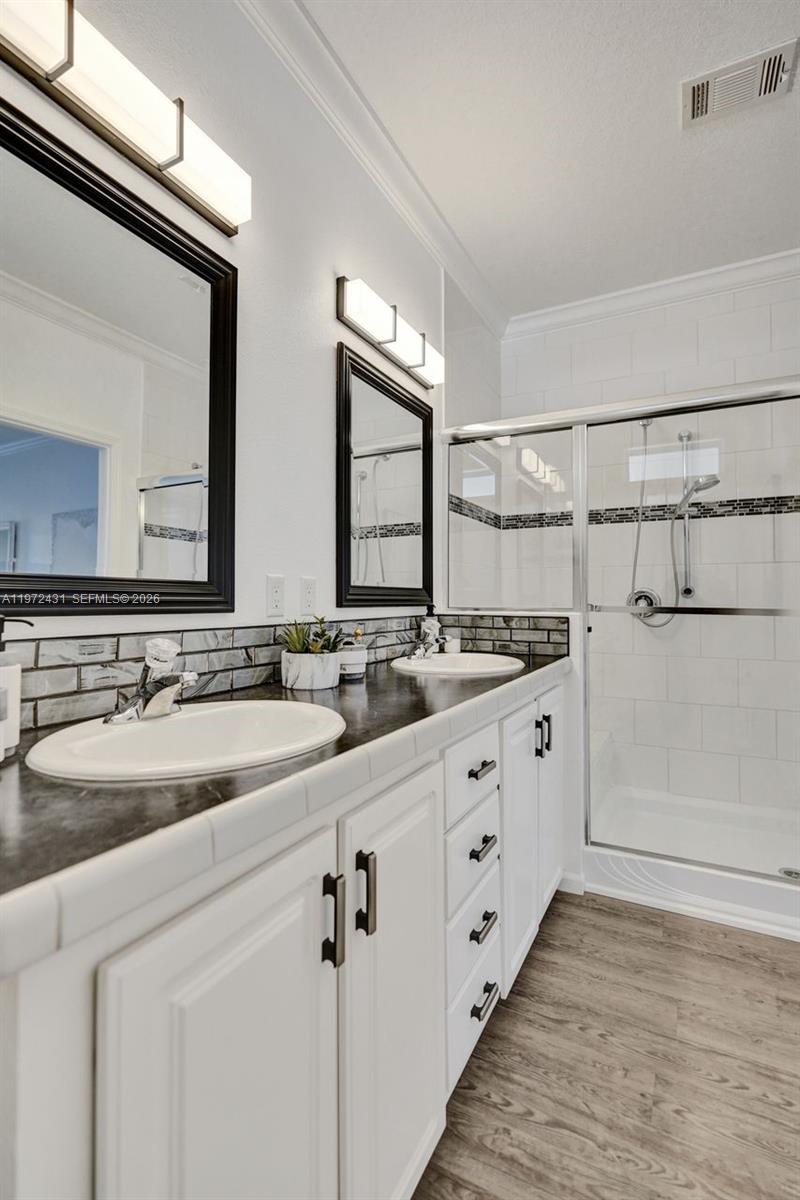 4035 Marigold Road Property Photo 48