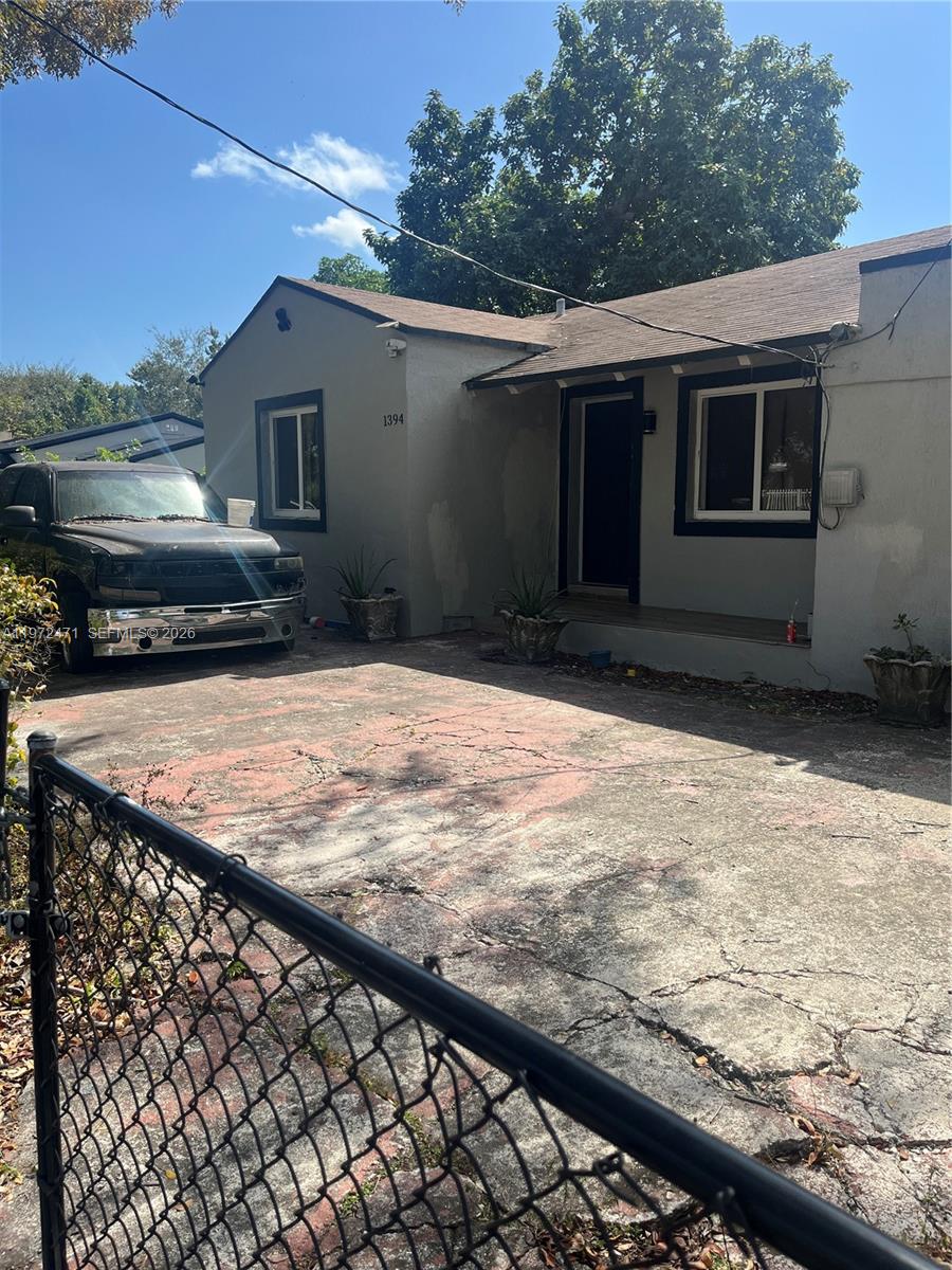 A11972471 Property Photo 2