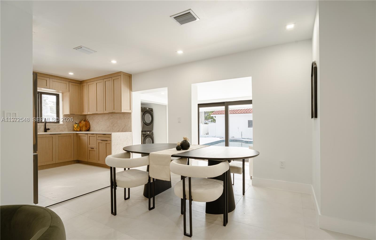 1221 Biarritz Drive Property Photo 16