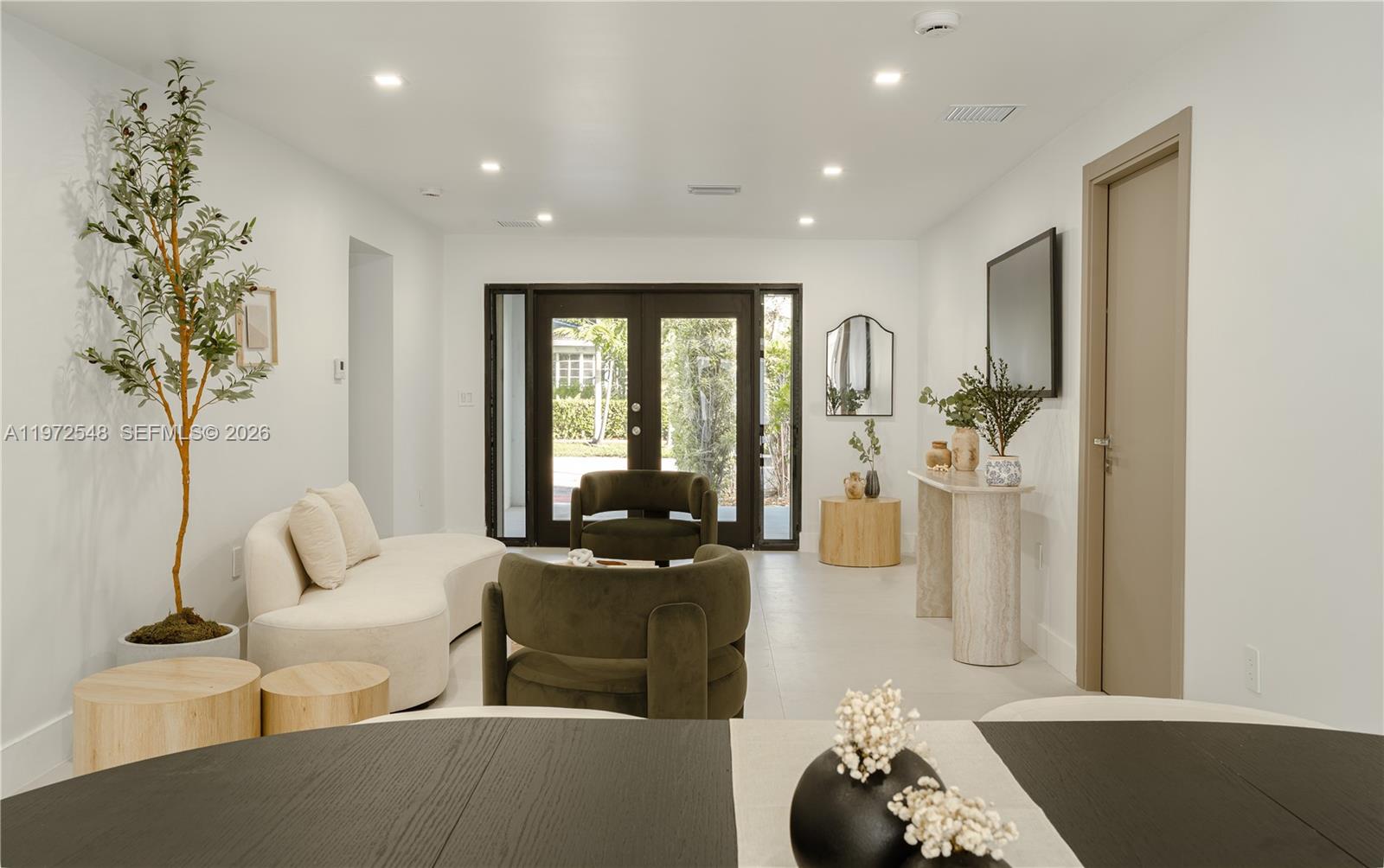 1221 Biarritz Drive Property Photo 18