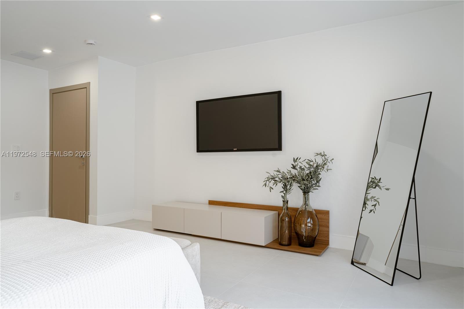 1221 Biarritz Drive Property Photo 33