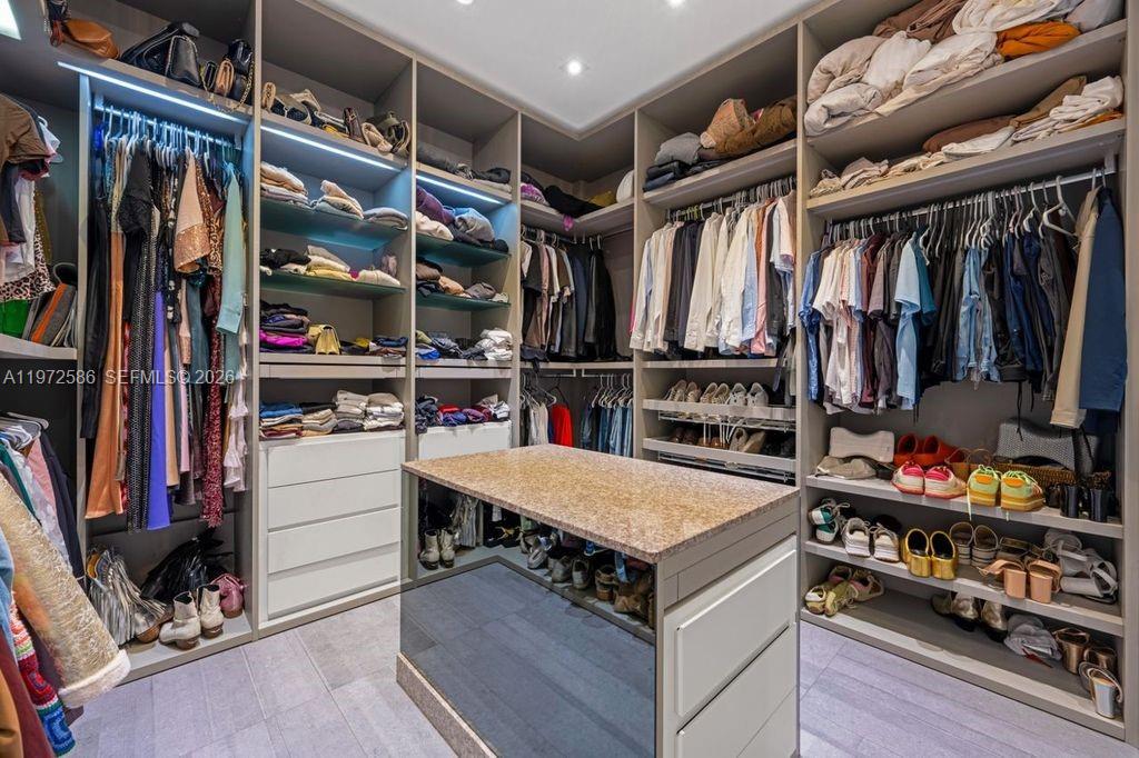 1615 Ne 196th Street Property Photo 11