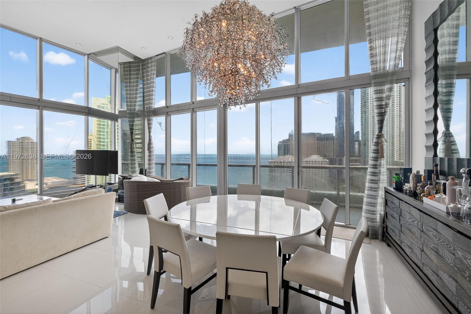 495 Brickell Avenue 2201 Property Photo 2