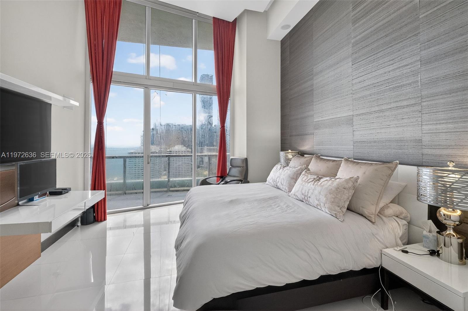 495 Brickell Avenue 2201 Property Photo 11