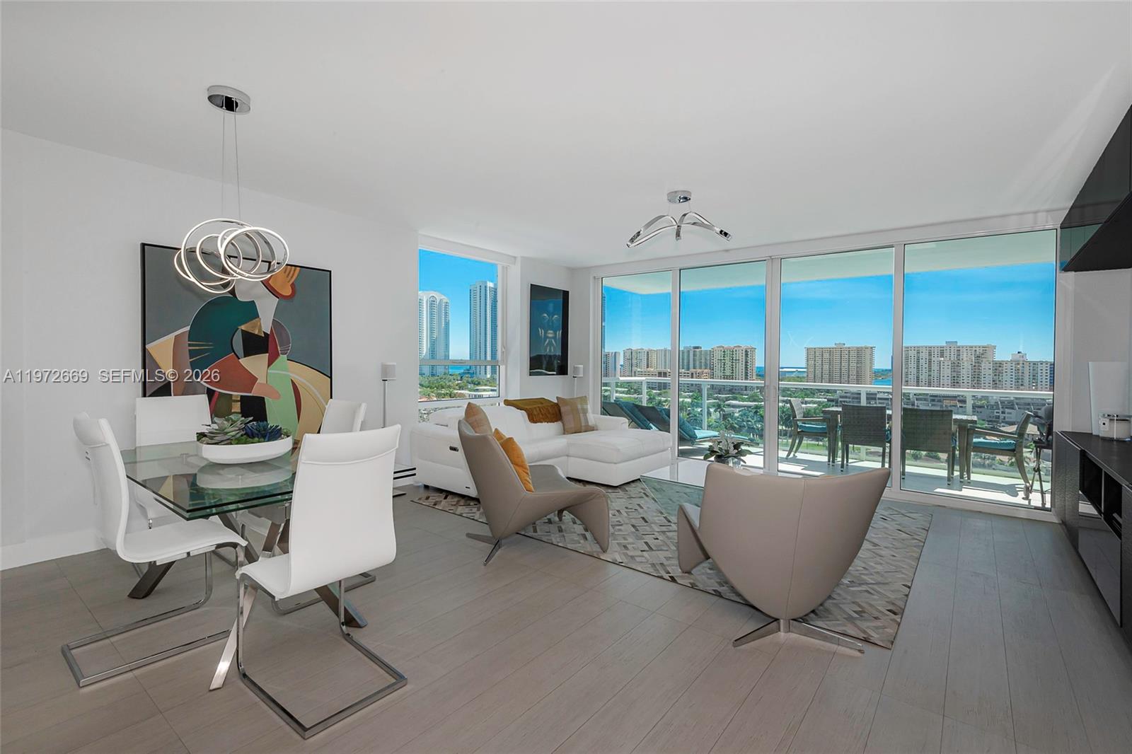 400 Sunny Isles Boulevard 1222 Se Corner Unit Property Photo 4