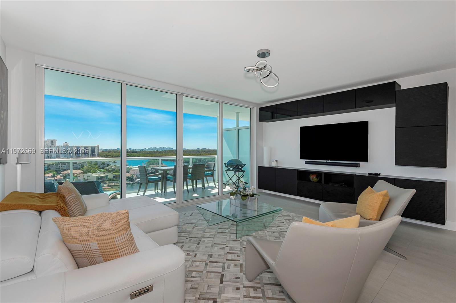 400 Sunny Isles Boulevard 1222 Se Corner Unit Property Photo 6