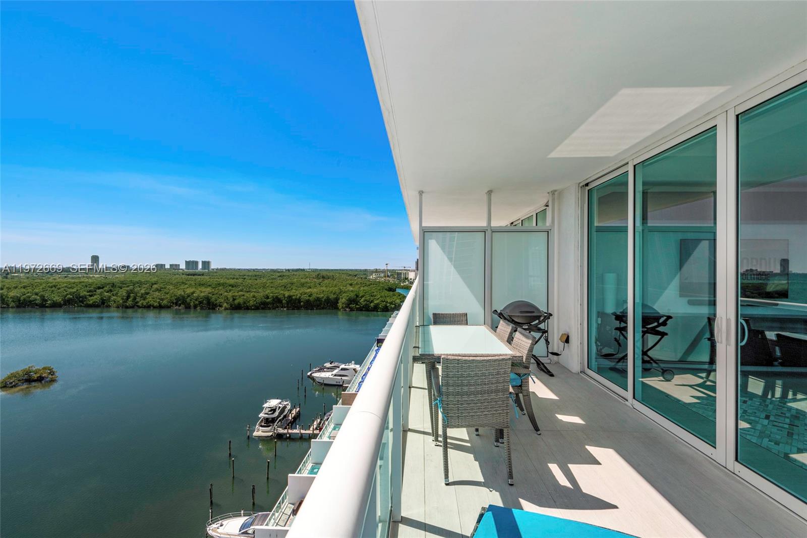 400 Sunny Isles Boulevard 1222 Se Corner Unit Property Photo 17