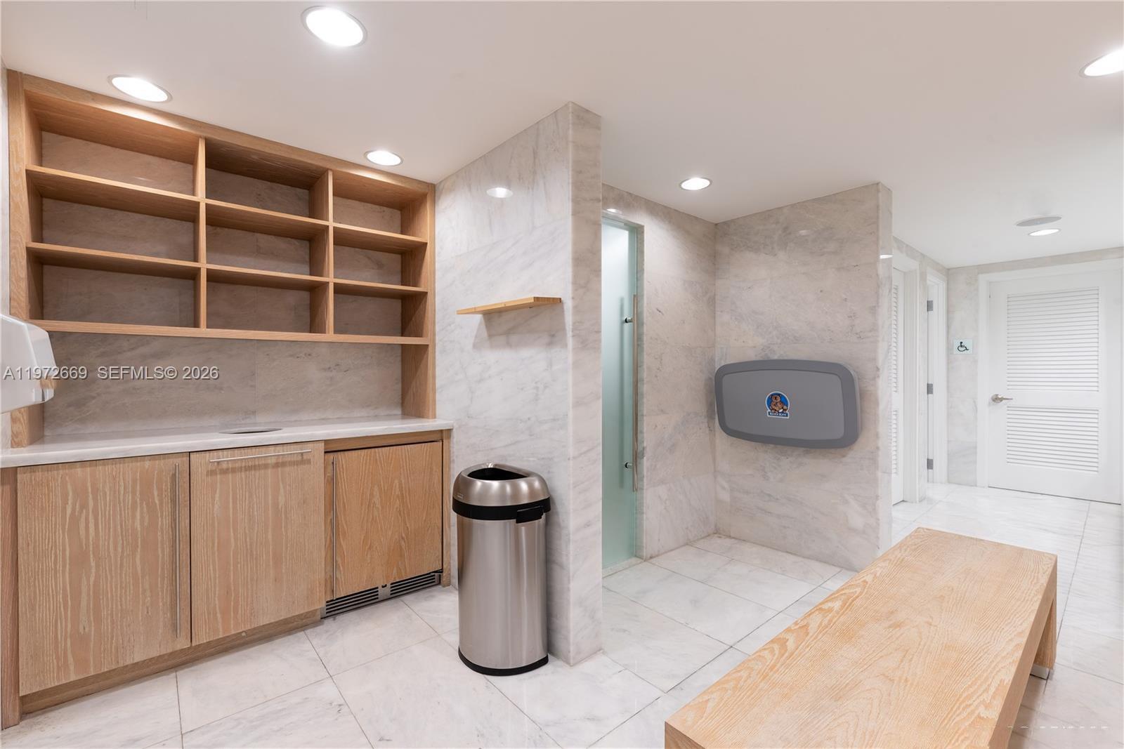 400 Sunny Isles Boulevard 1222 Se Corner Unit Property Photo 49