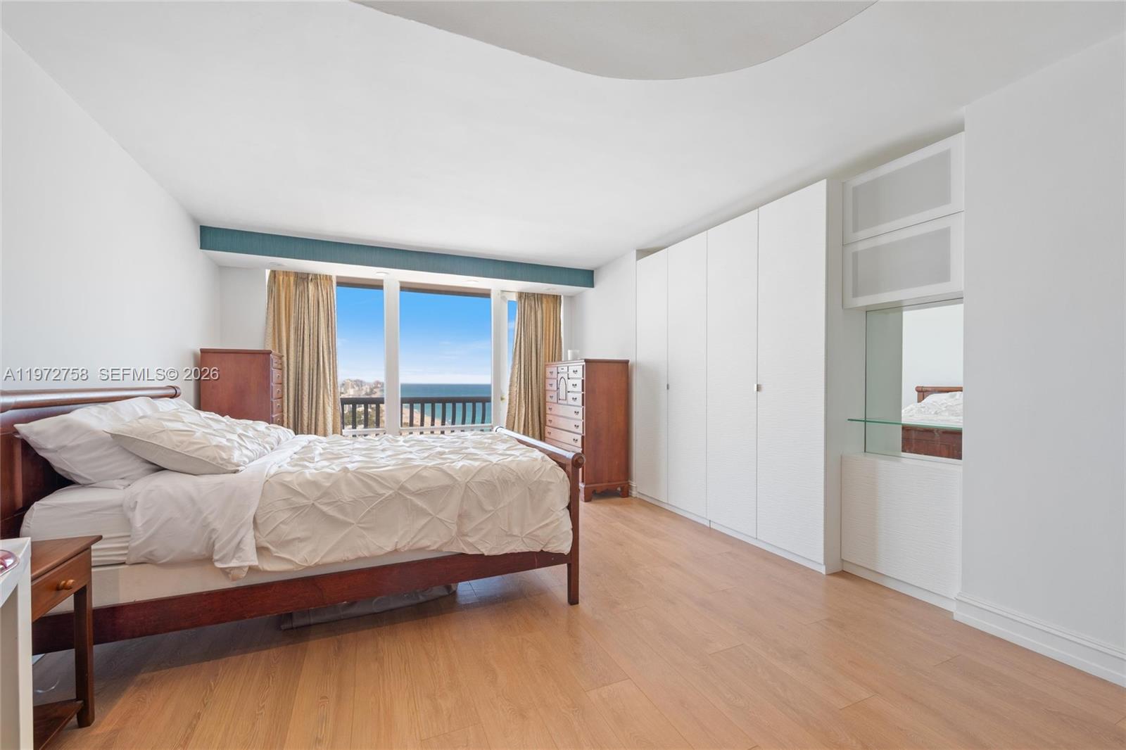 2200 S Ocean Lane 3009-10 Property Photo 27