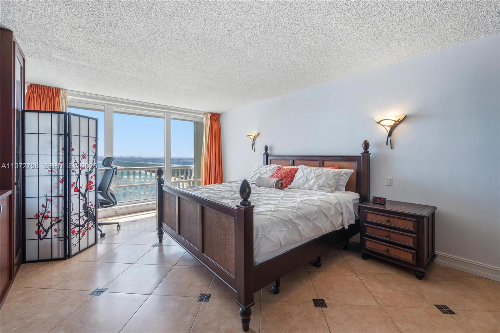 2200 S Ocean Lane 3009-10 Property Photo 37