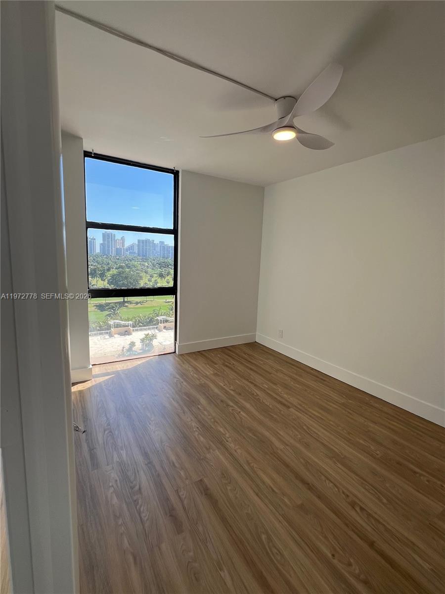 A11972778 Property Photo 25