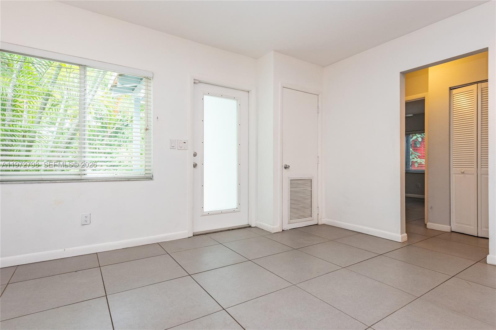 330 Ne 86 Street Property Photo 2
