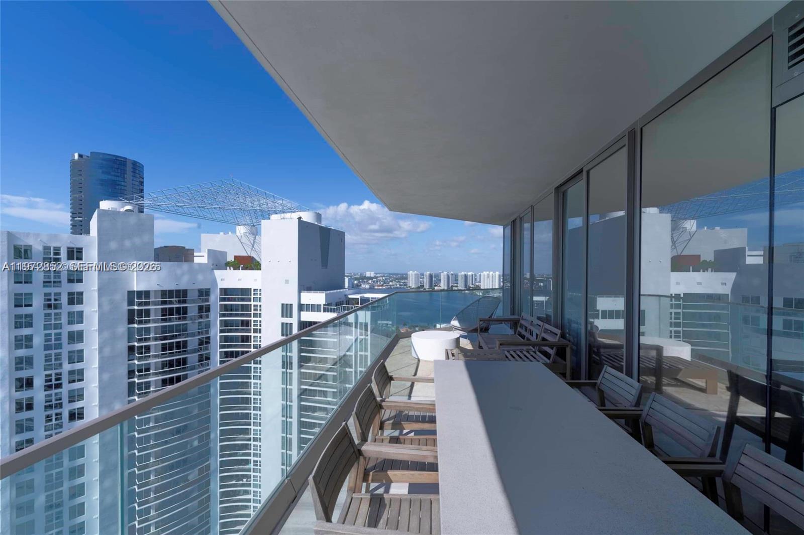 18975 Collins Avenue 3004 Property Photo 13