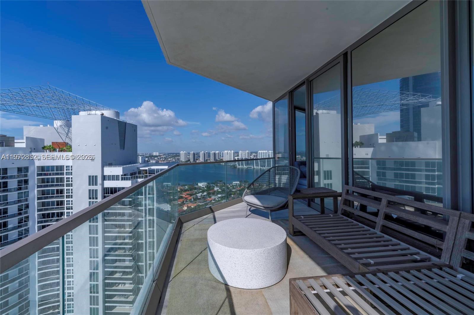 18975 Collins Avenue 3004 Property Photo 20