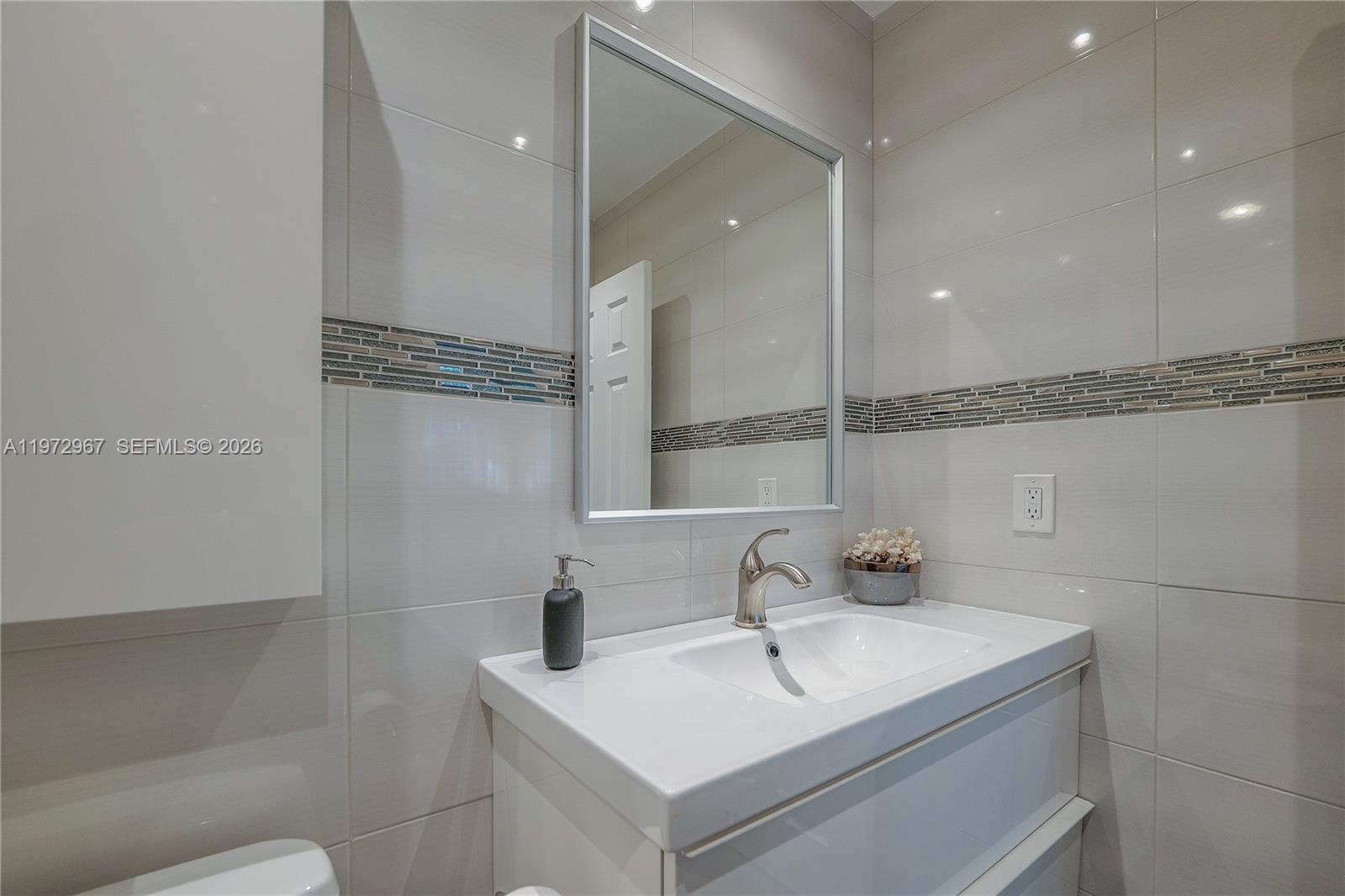 5171 W Oakland Park Boulevard 309 Property Photo 19