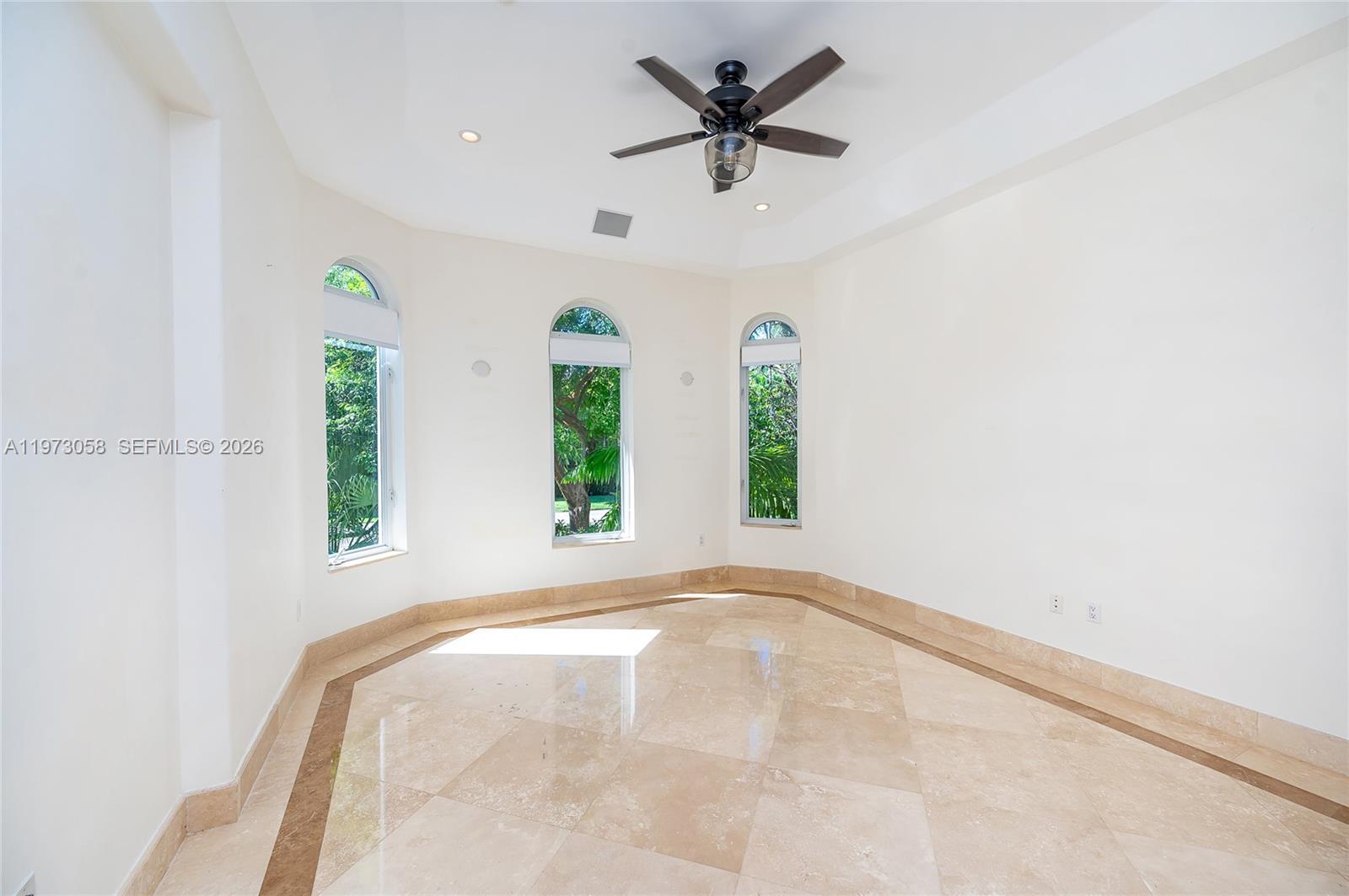541 S Mashta Drive Property Photo 14