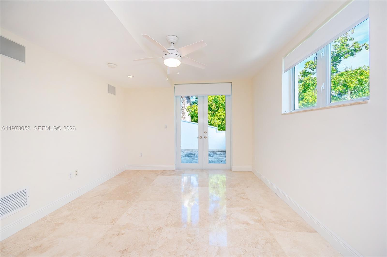 541 S Mashta Drive Property Photo 20