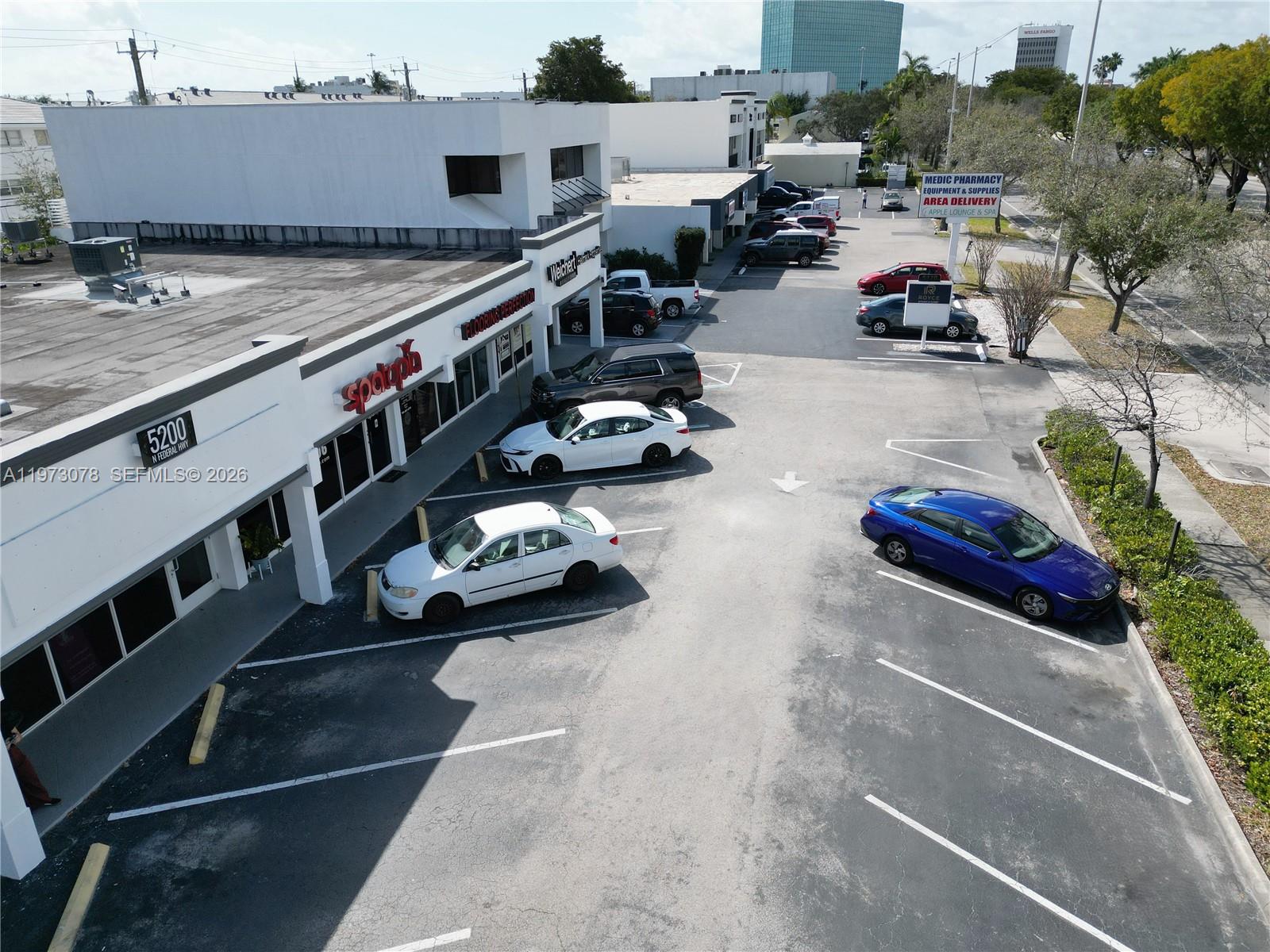 5200 N Federal Highway 2 Property Photo 6