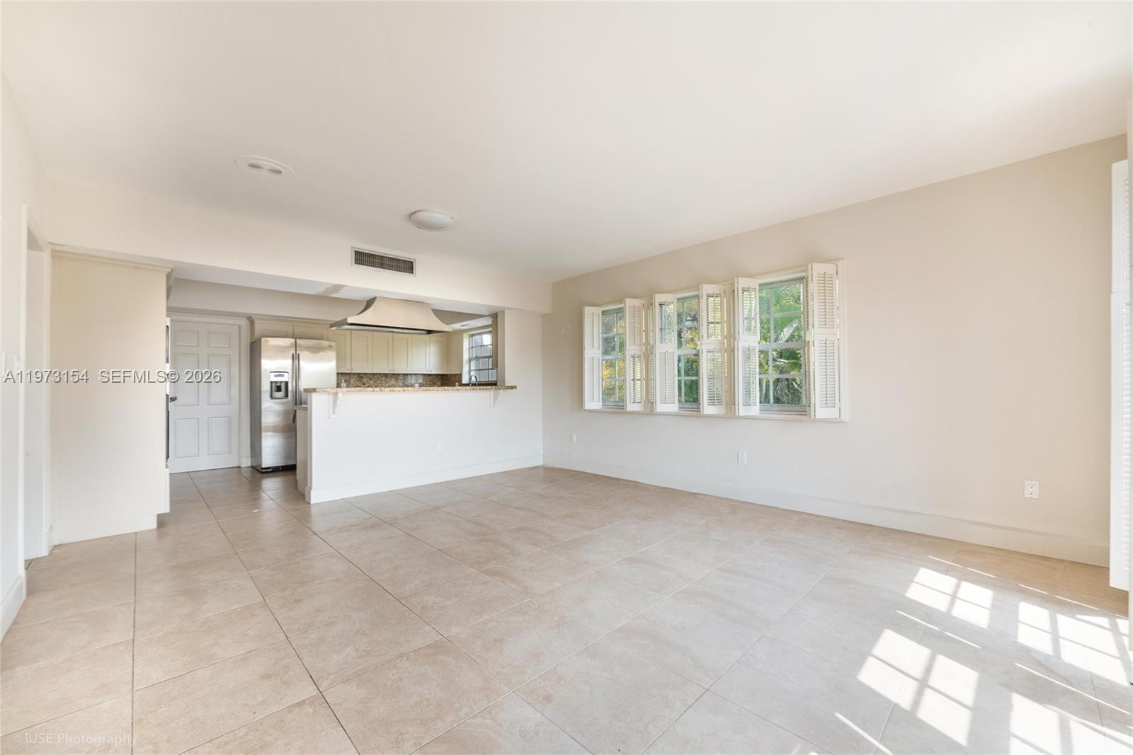 1265 S Alhambra Circle B Property Photo 9