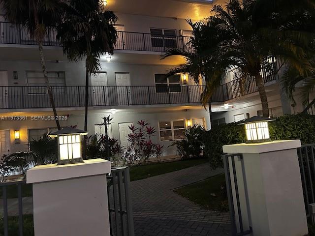 2200 S Ocean Drive N102 Property Photo 25