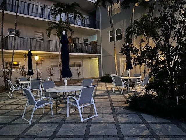 2200 S Ocean Drive N102 Property Photo 31