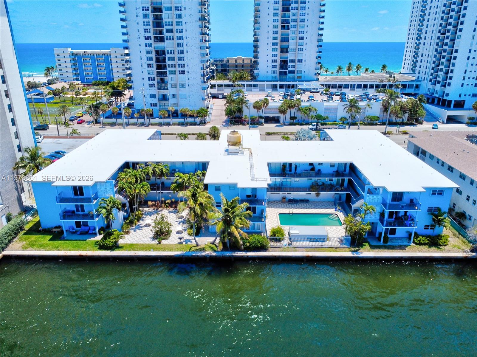 2200 S Ocean Drive N102 Property Photo 41