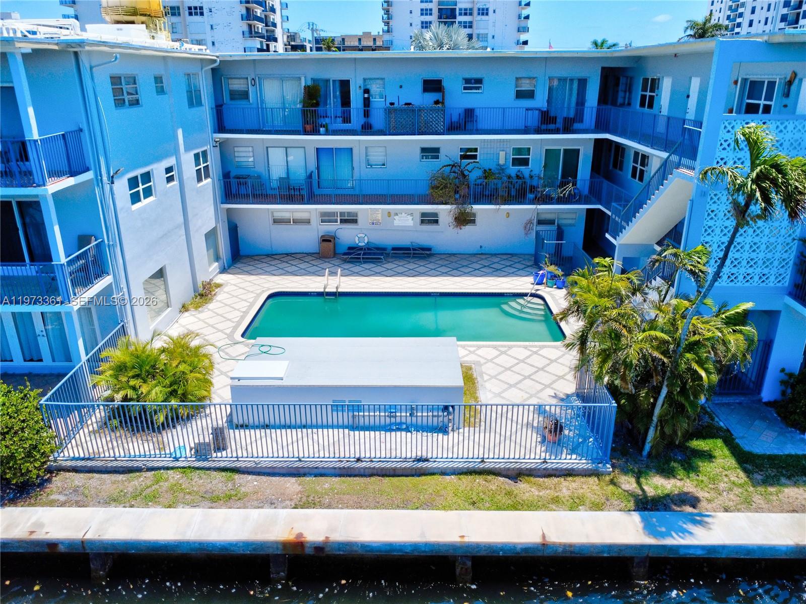 2200 S Ocean Drive N102 Property Photo 42
