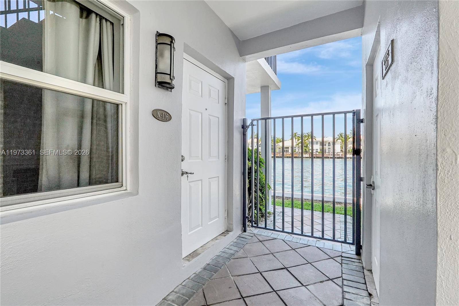 2200 S Ocean Drive N102 Property Photo 45