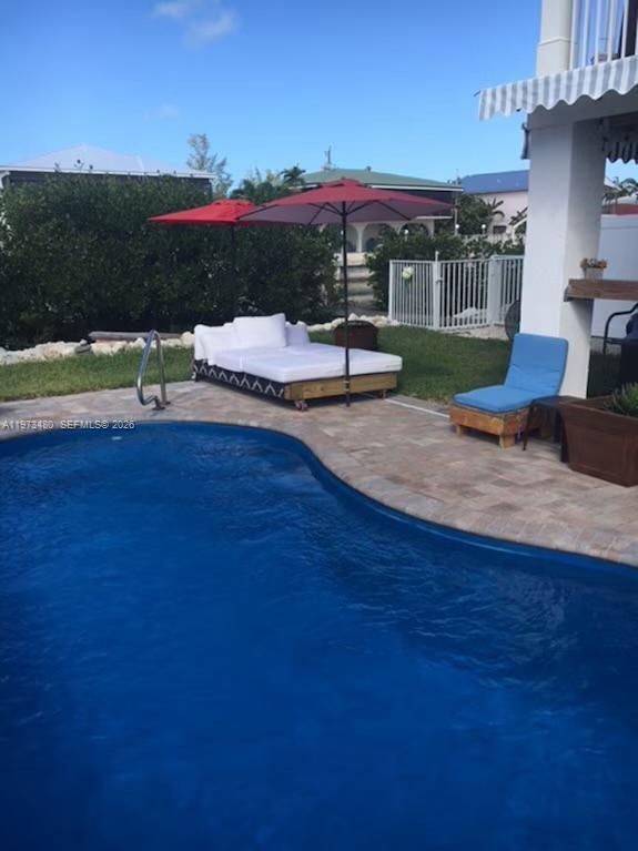 227 Sombrero Beach Road Property Photo 3