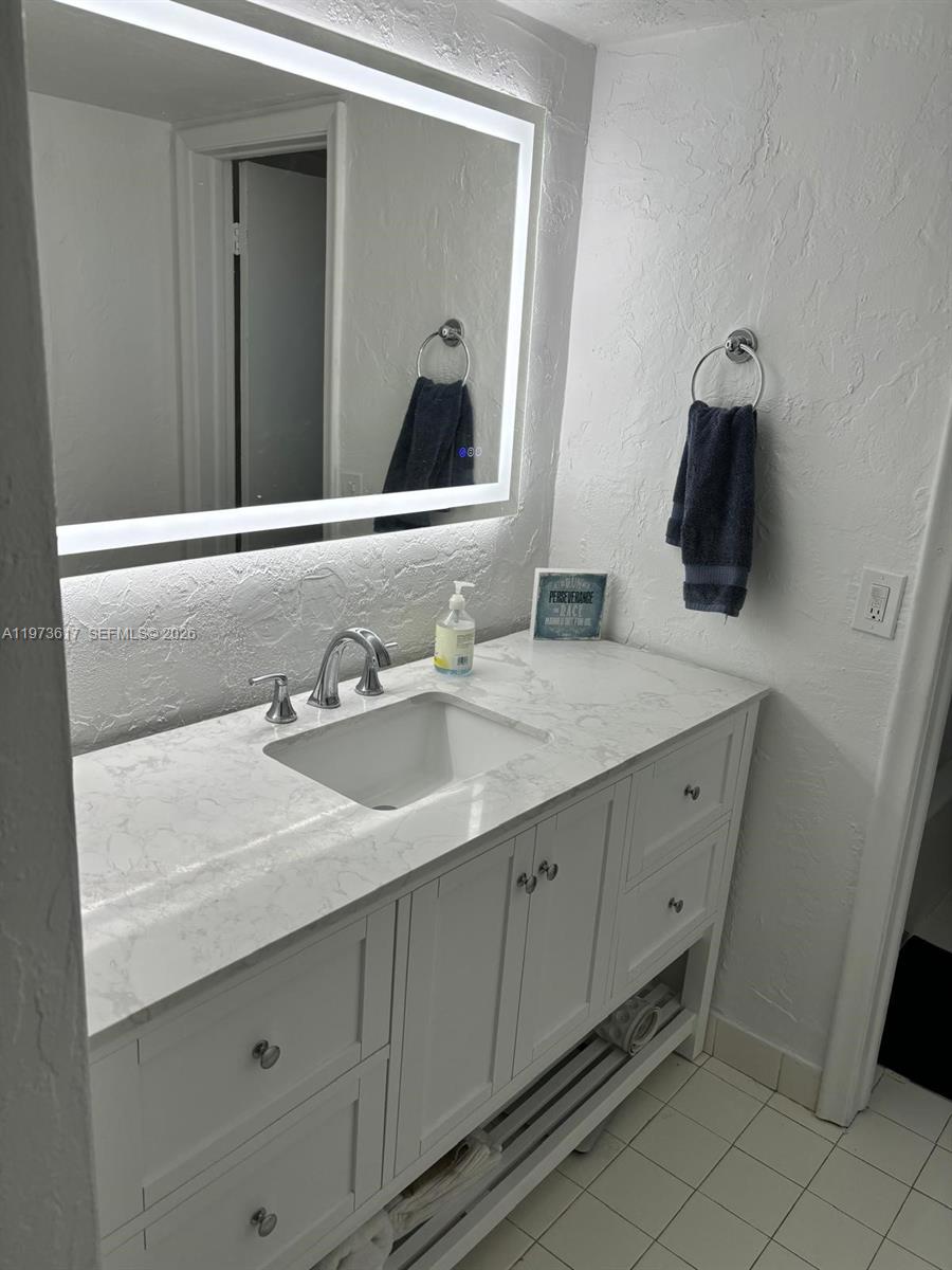6884 N Kendall Drive C407 Property Photo 5