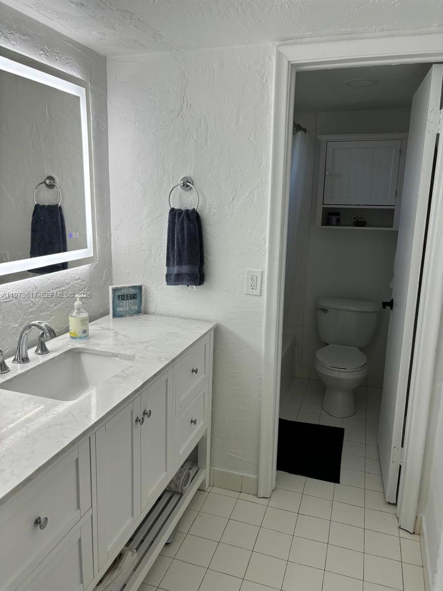 6884 N Kendall Drive C407 Property Photo 7