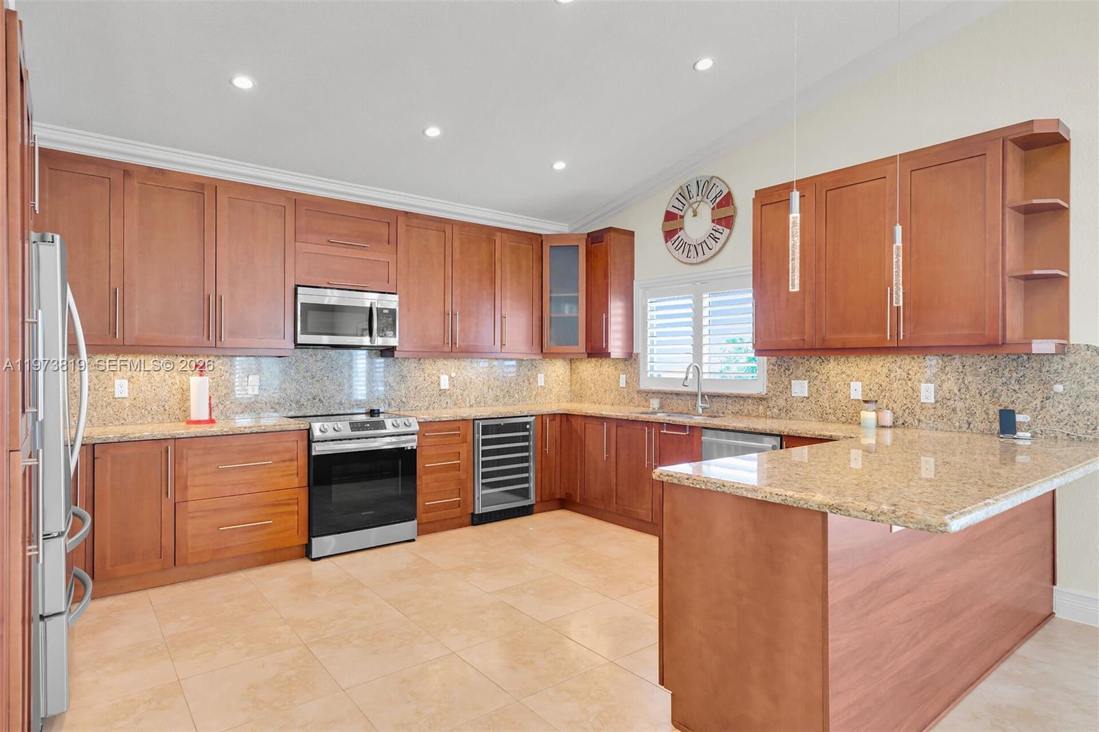 226 Normandy Drive Property Photo 6