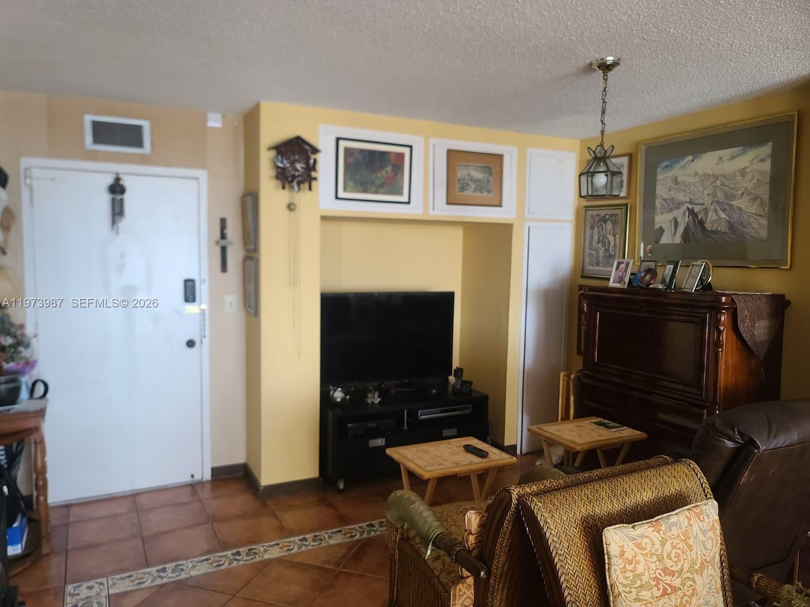 3140 S Ocean Drive 1812 Property Photo 11