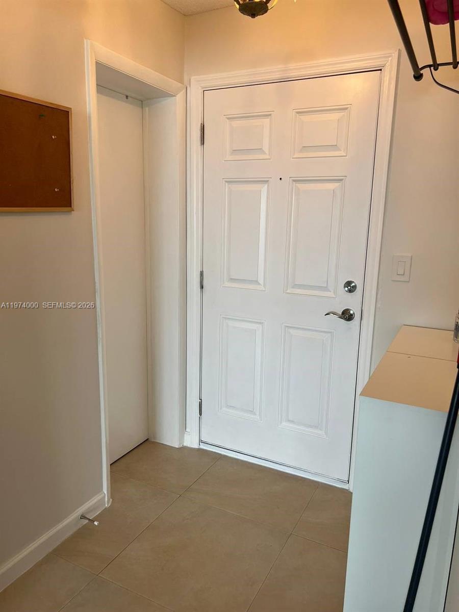 1150 Ne 191st Street 34 Property Photo 8