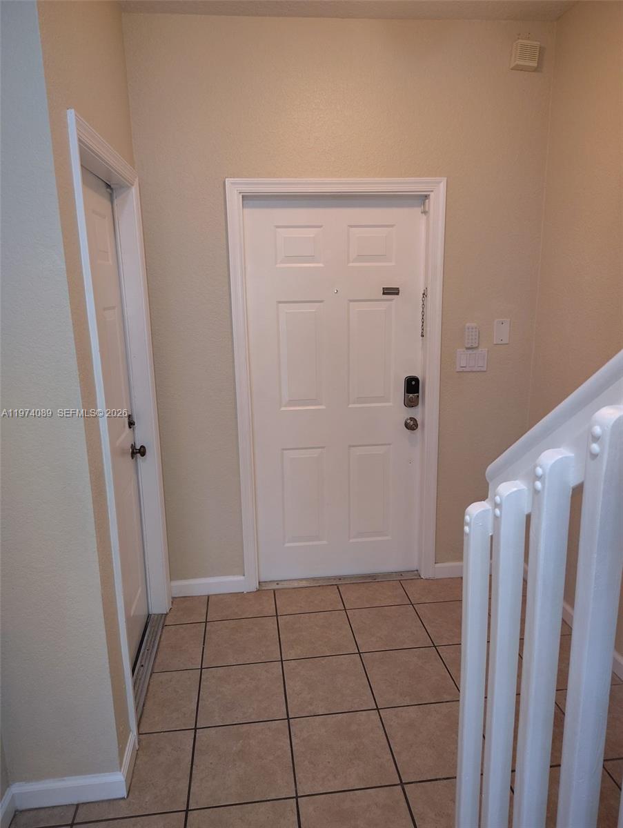 A11974089 Property Photo 2