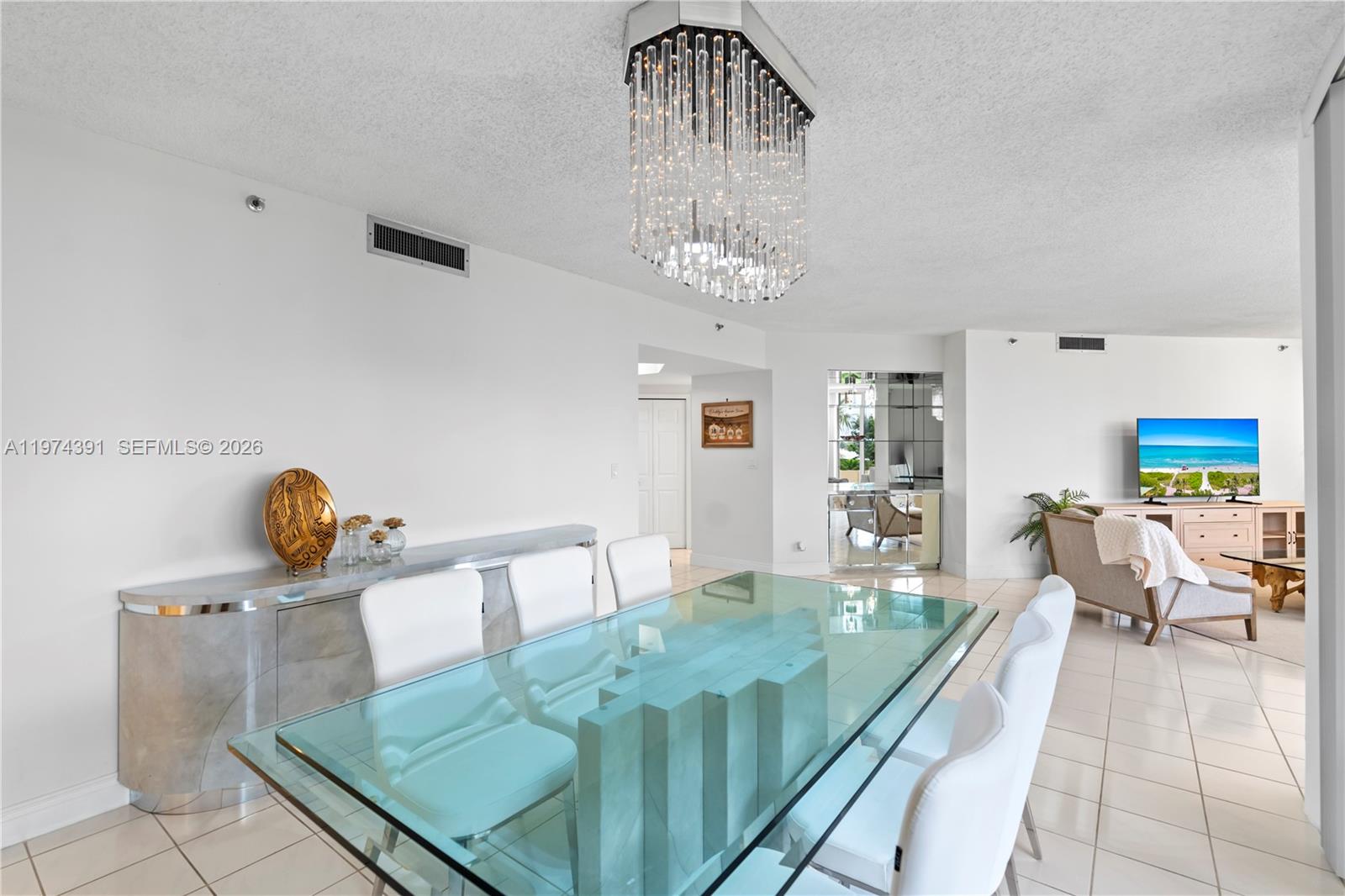 20191 E Country Club Drive 407 Property Photo 16