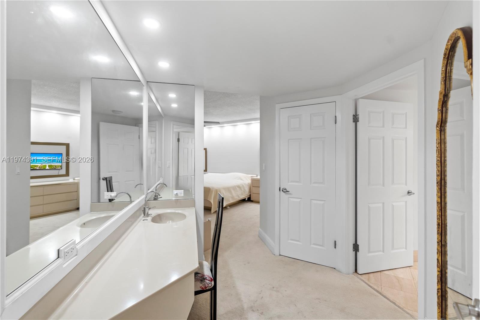 20191 E Country Club Drive 407 Property Photo 22