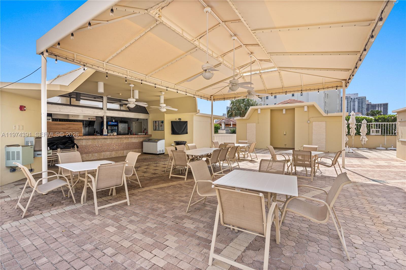 20191 E Country Club Drive 407 Property Photo 41