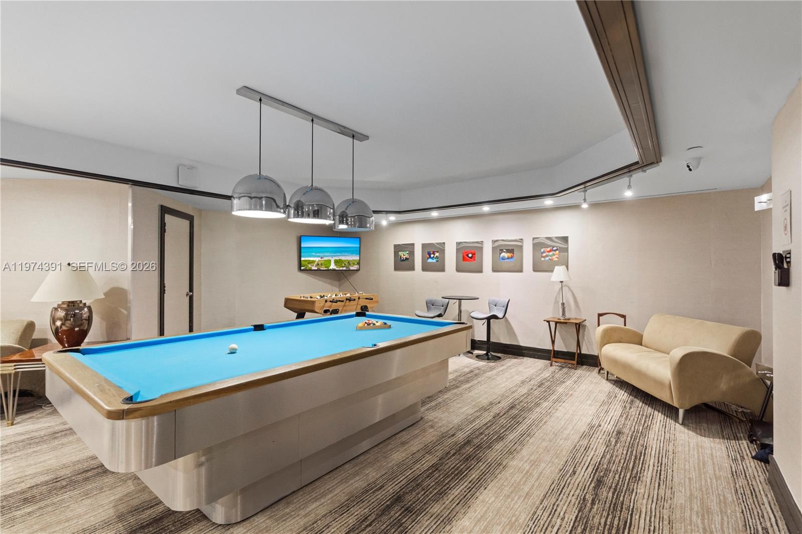20191 E Country Club Drive 407 Property Photo 60