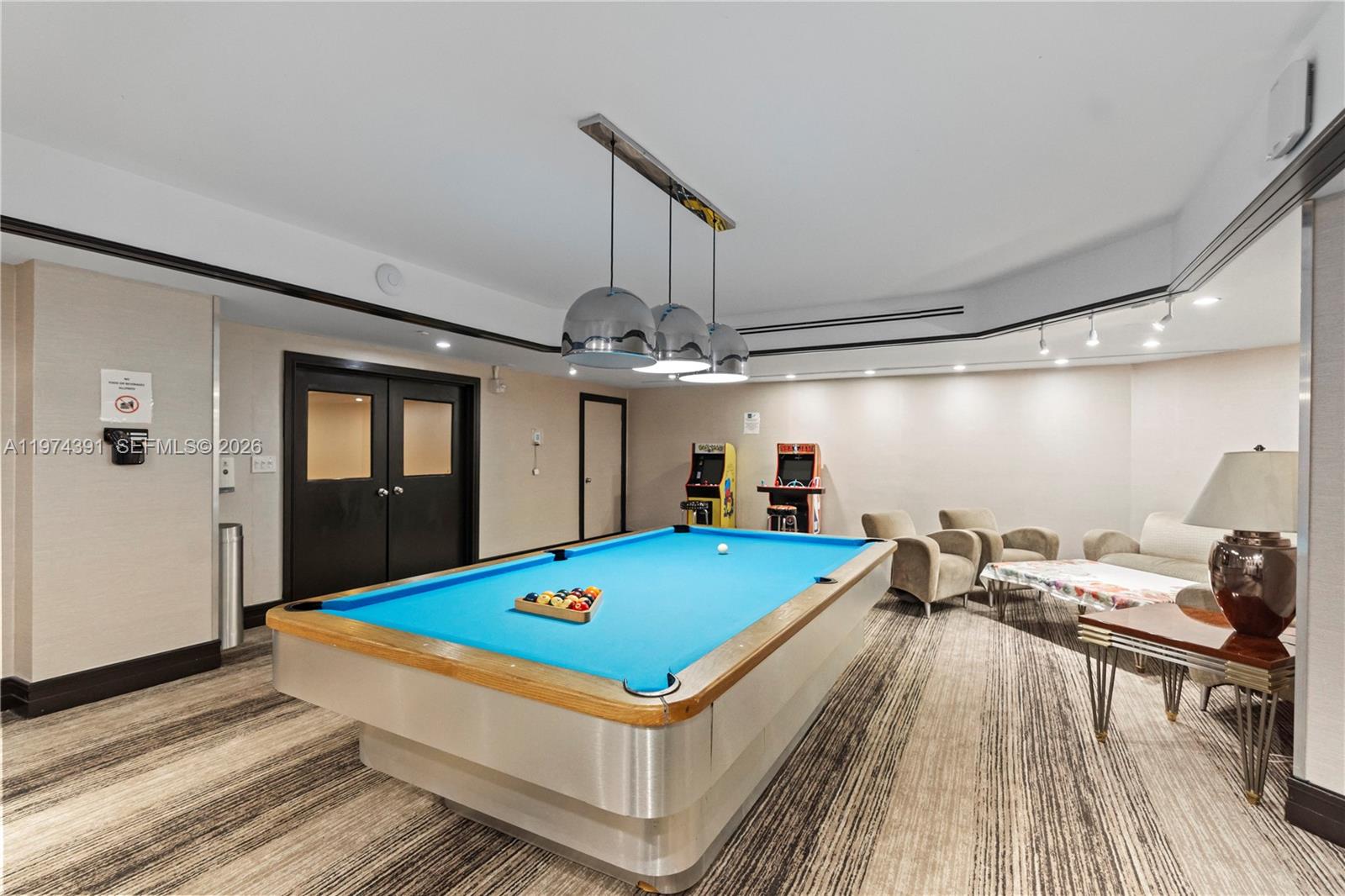 20191 E Country Club Drive 407 Property Photo 61