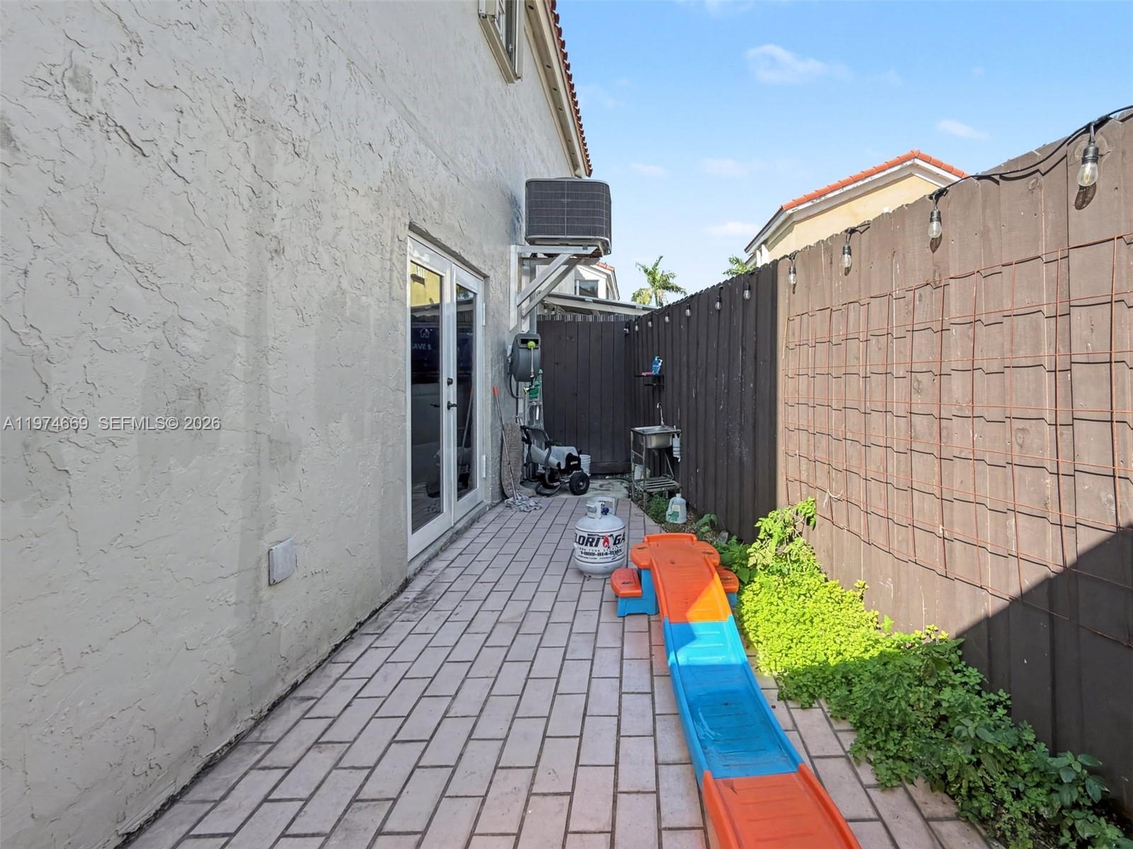 12689 Nw 10th Way Property Photo 26