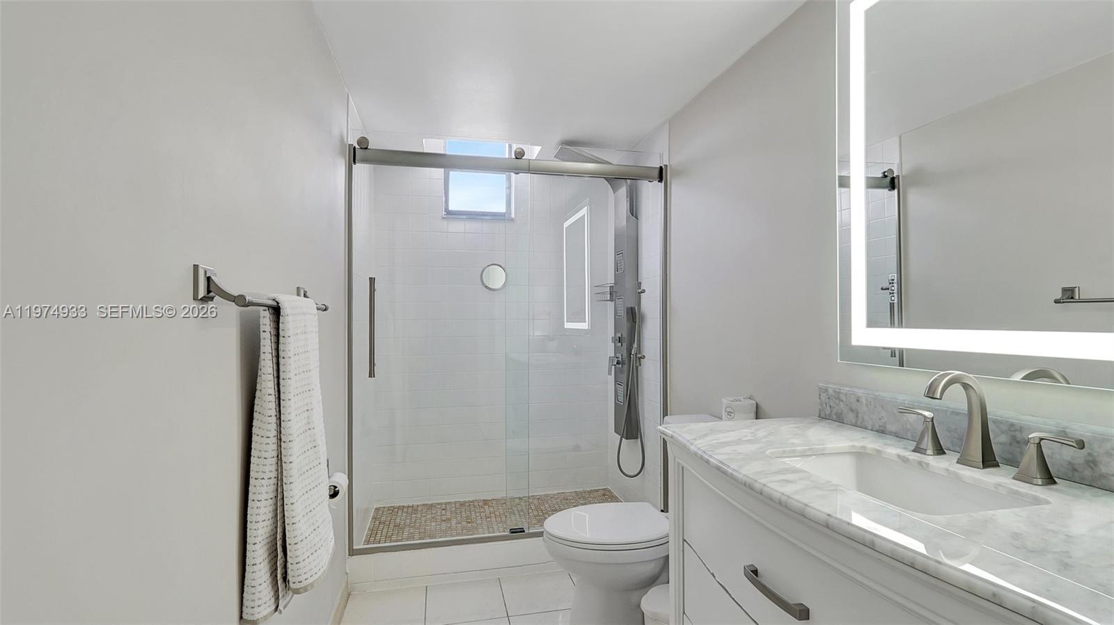 2500 Parkview Drive 1914 Property Photo 17