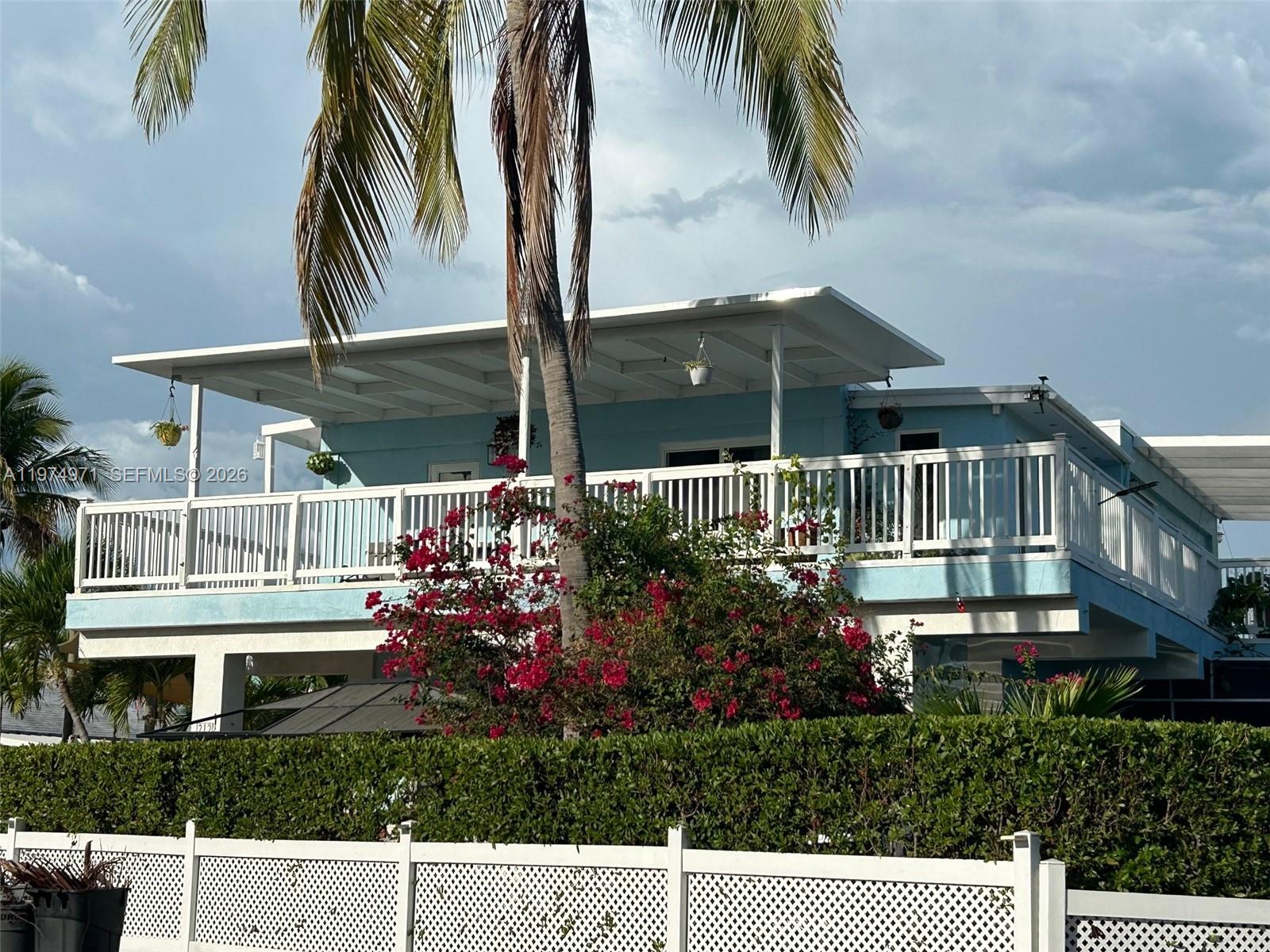 212 Banyan Lane Property Photo 1