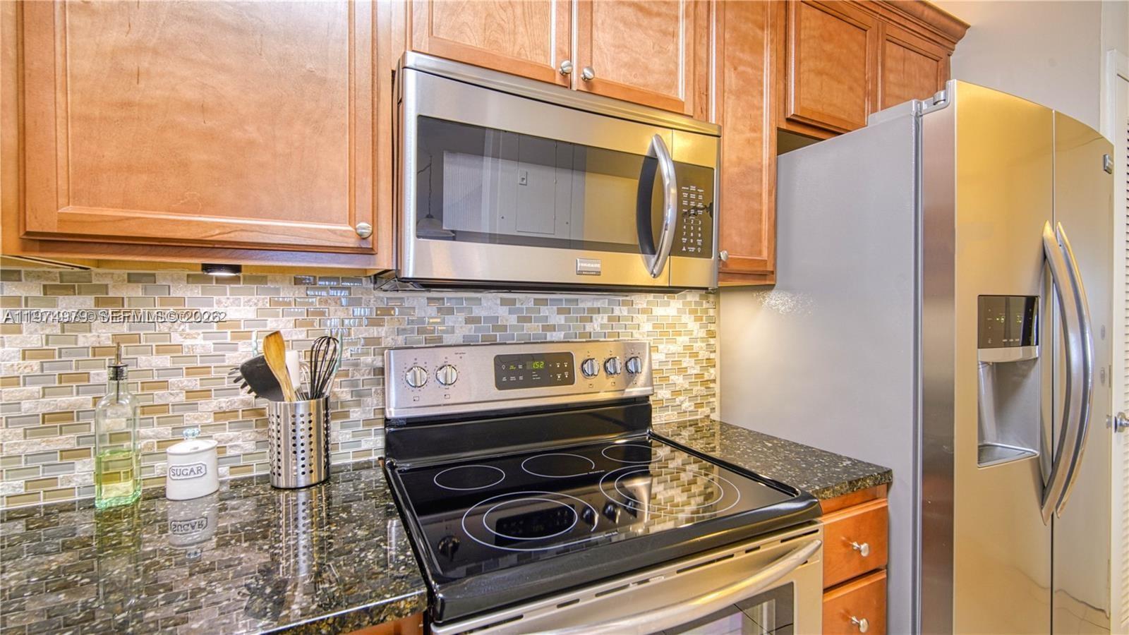 2900 Banyan Street 408 Property Photo 5