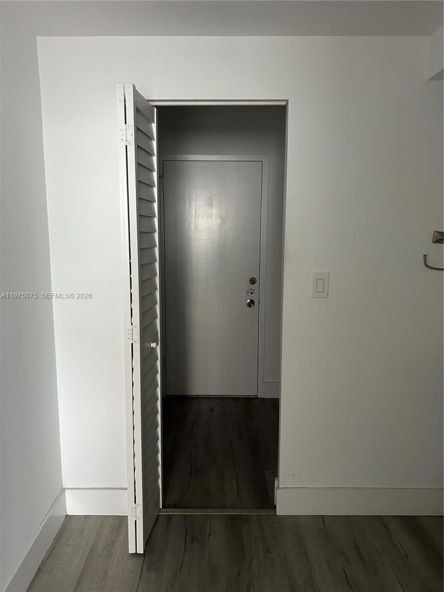 6921 Environ Boulevard 7p Property Photo 24