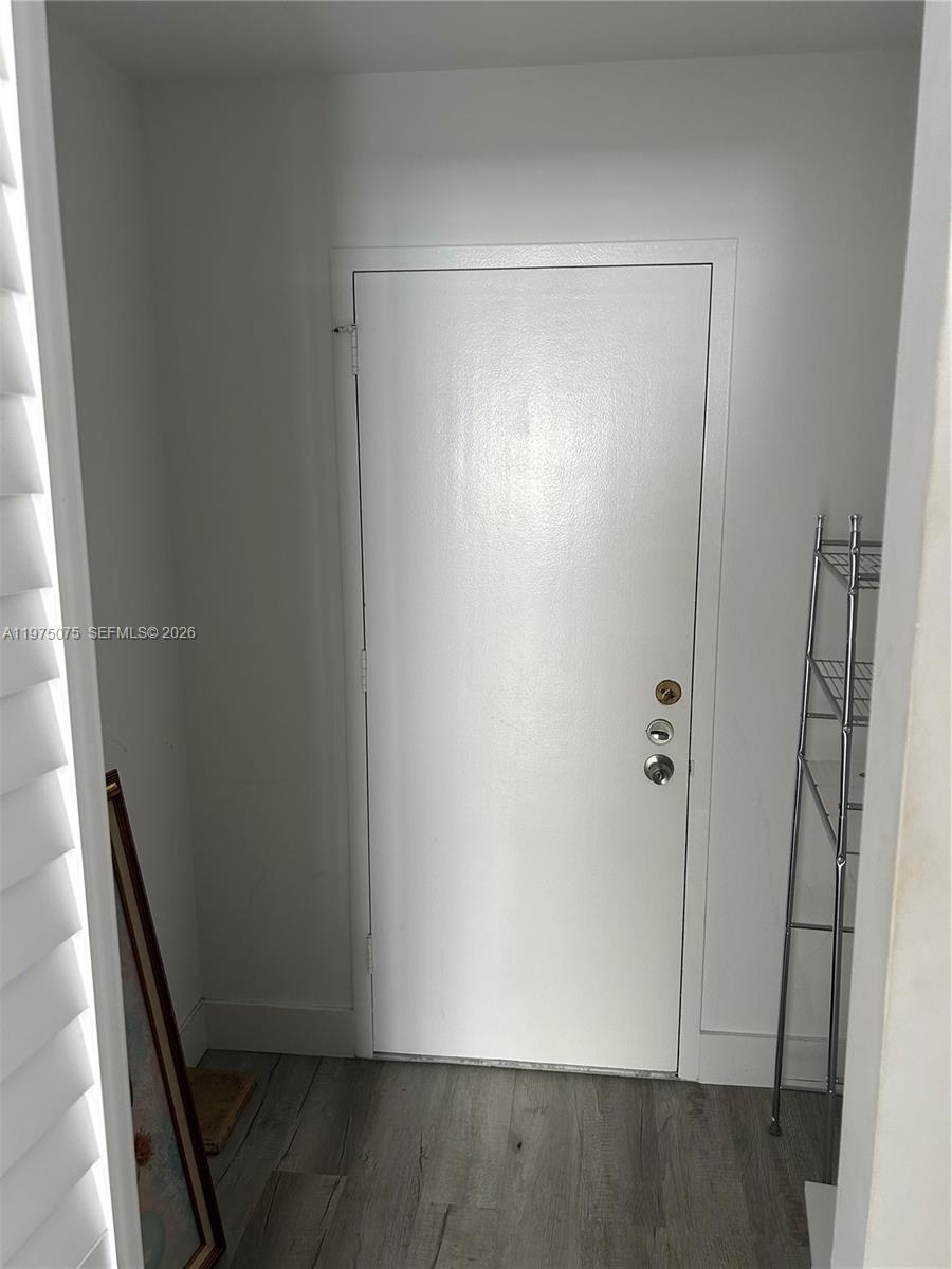 6921 Environ Boulevard 7p Property Photo 30