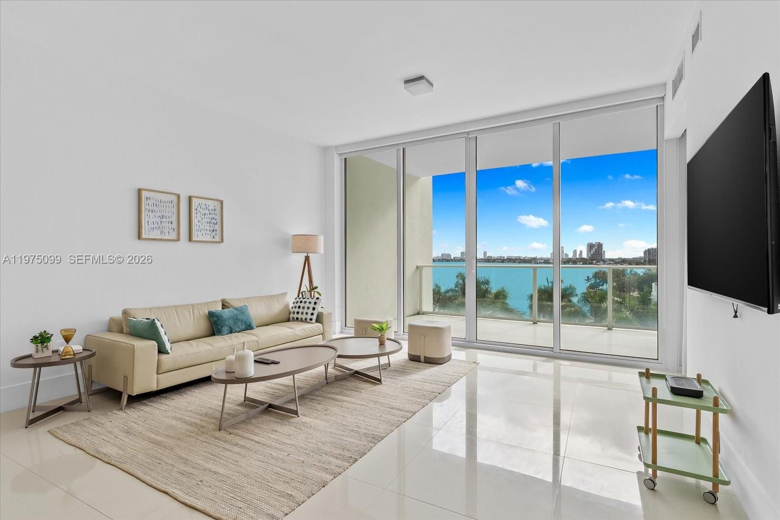 2020 N Bayshore Drive 605 Property Photo 5