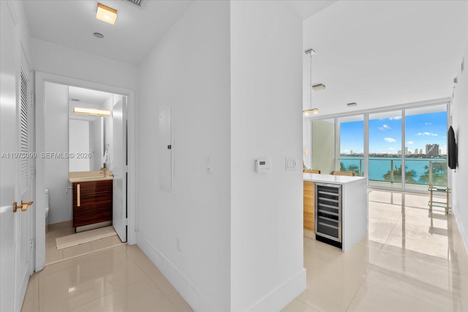 2020 N Bayshore Drive 605 Property Photo 20