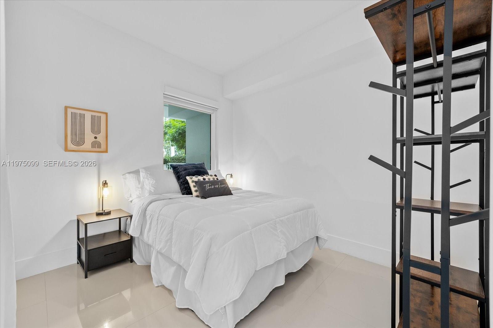 2020 N Bayshore Drive 605 Property Photo 22