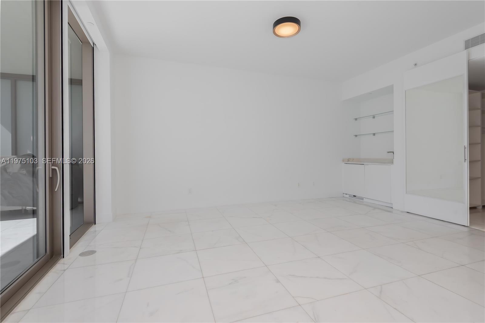 18975 Collins Avenue 801 Property Photo 29